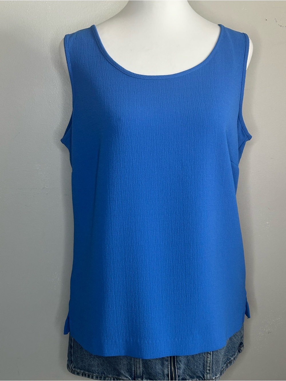 Draper's & Damon's Blue Sleeveless Textured Tank Top Blouse